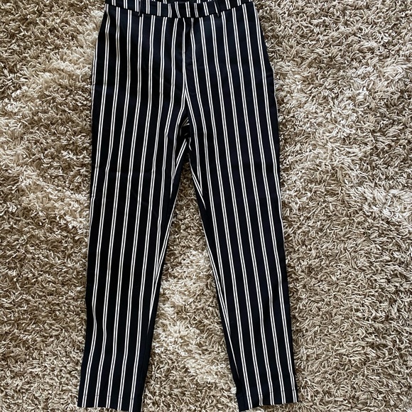 Forever 21 Pants - Forever 21 pants